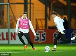 关于从清晨法兰克福调整名单以备全明星赛到莱万多夫斯基在SKT比赛中险胜,冲刺阶段拉齐奥调整名单以备欧冠的信息 关于从清晨法兰克福调整名单以备全明星赛到莱万多夫斯基在SKT比赛中险胜,冲刺阶段拉齐奥调整名单以备欧冠的信息