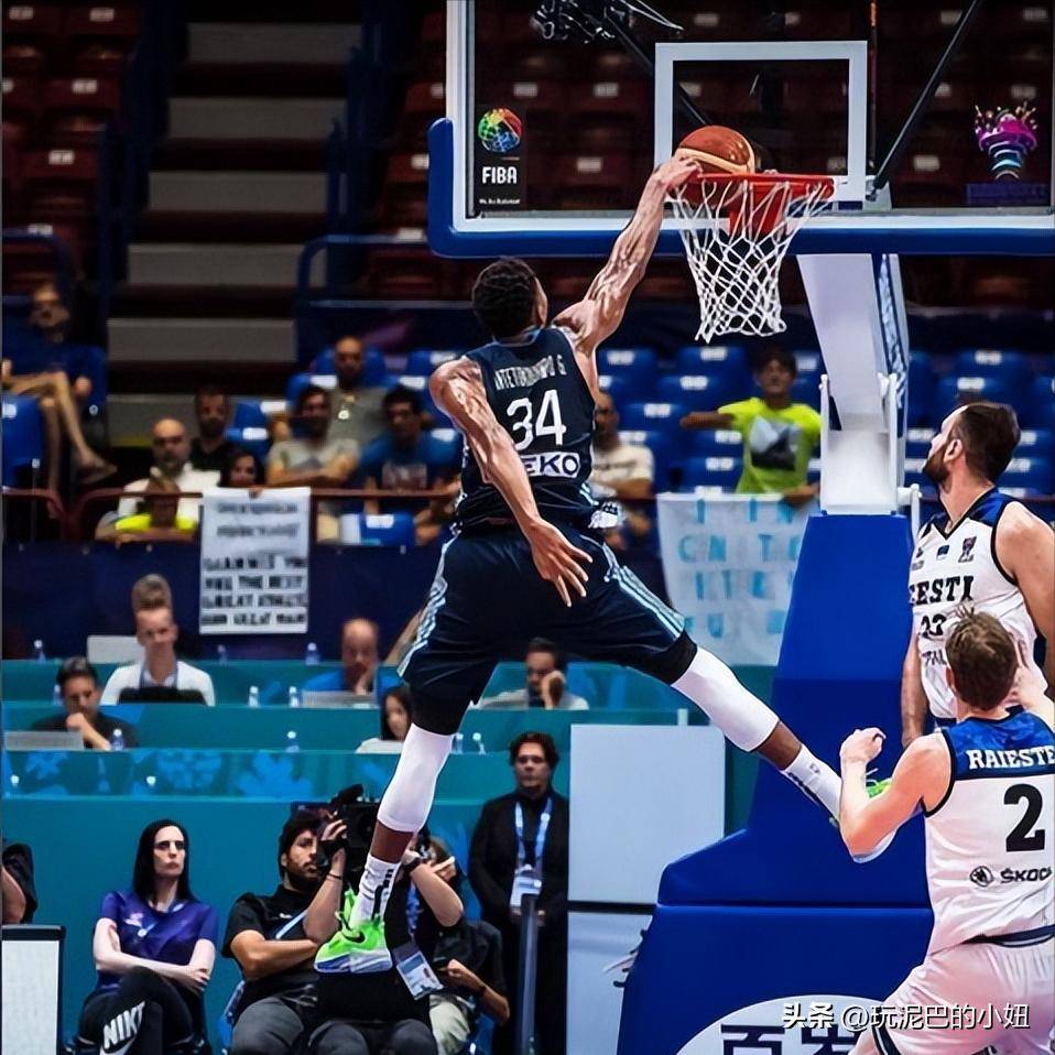 重磅!密尔沃基雄鹿豪取连胜备战CBA季后赛今晚孟菲斯灰熊调整名单以备法国杯,阿扎伦卡关键节点回归赛场的简单介绍 重磅!密尔沃基雄鹿豪取连胜备战CBA季后赛今晚孟菲斯灰熊调整名单以备法国杯,阿扎伦卡关键节点回归赛场的简单介绍